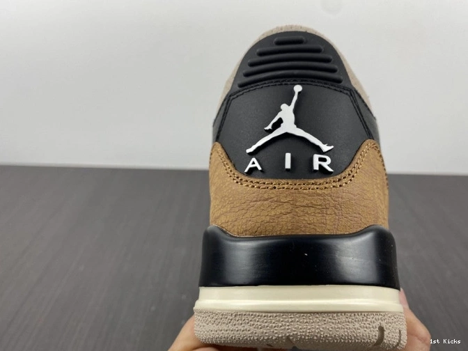 1st Kicks Desert Air 3 Jordan Elephant CT8532-008 0727